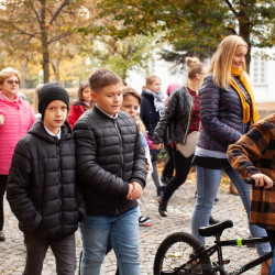 Nadanie imienia Wandy Chotomskiej Szkole Podstawowej w Młochowie 