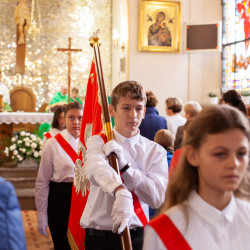 Nadanie imienia Wandy Chotomskiej Szkole Podstawowej w Młochowie 